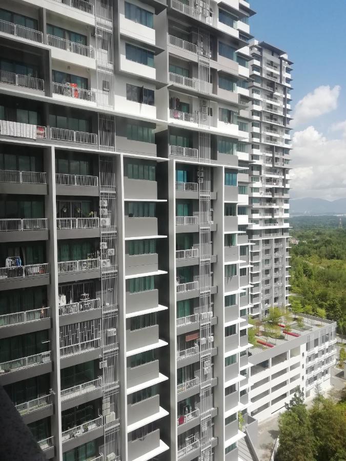 Fz Almyra Homestay Kajang Buitenkant foto