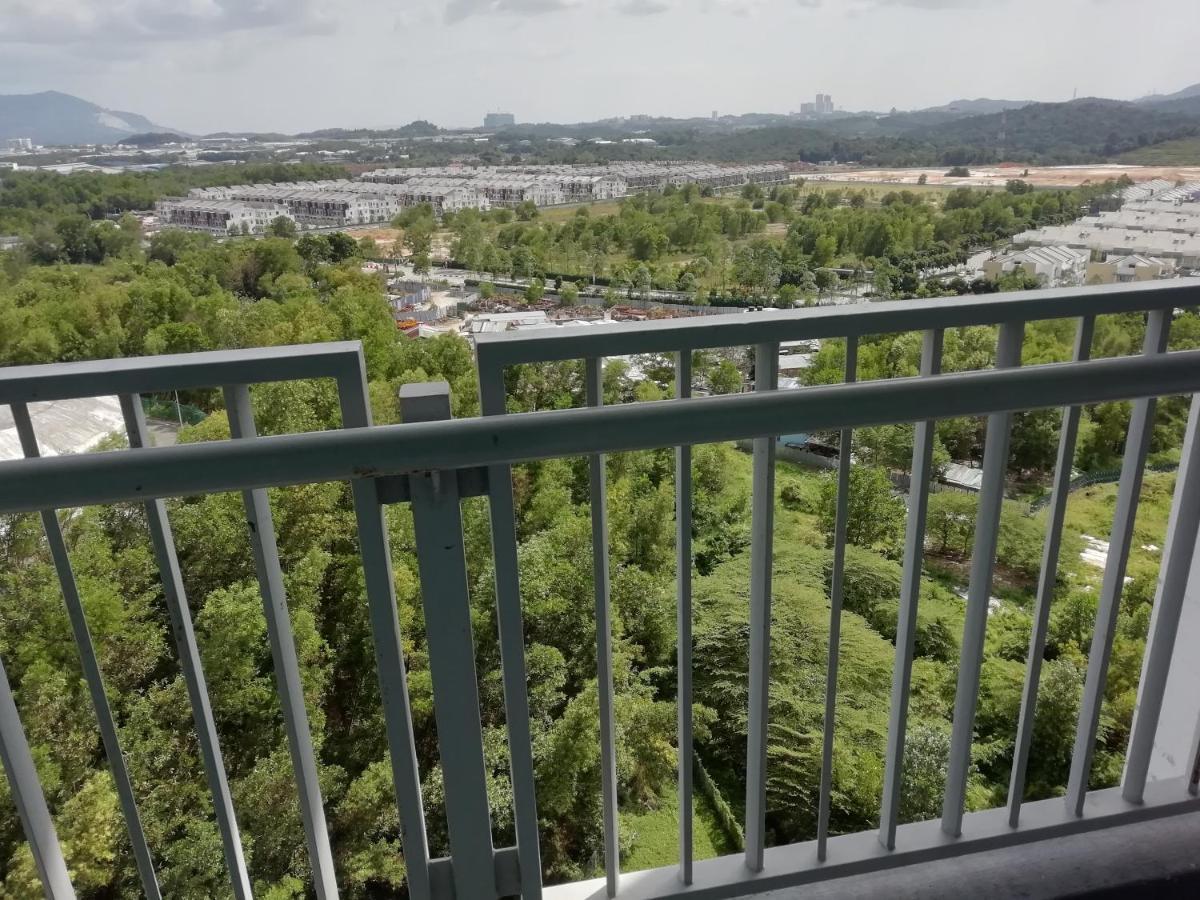 Fz Almyra Homestay Kajang Buitenkant foto