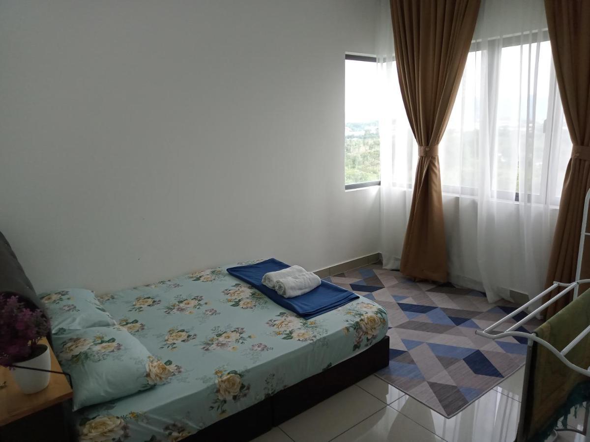 Fz Almyra Homestay Kajang Buitenkant foto
